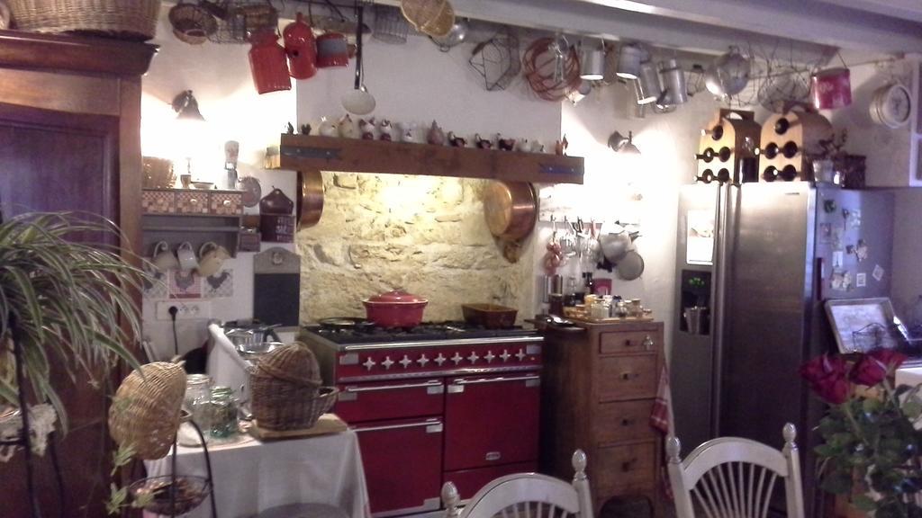 La Roulotte De Lola - Chambre D'Hotes La Celle  Exteriér fotografie